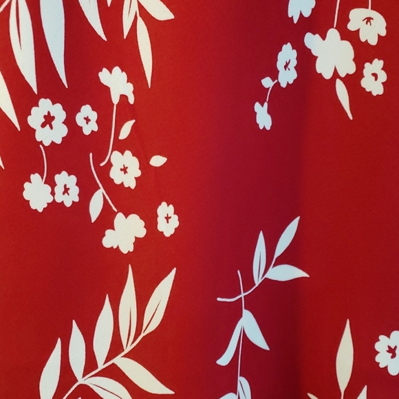 Coldwater Creek deep red floral flutter hem dress - Picture 3 of 6